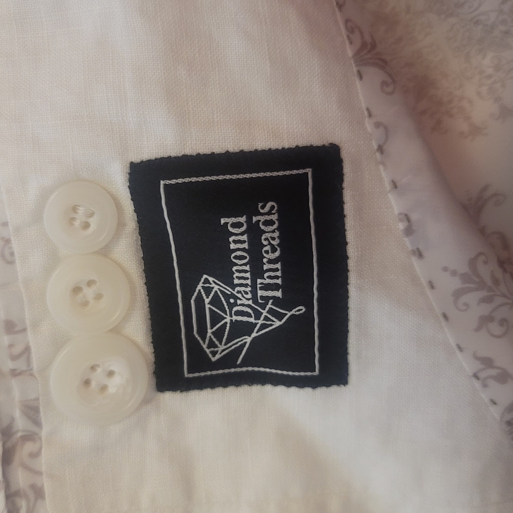 Diamond Threads 64L White Dinner Jacket